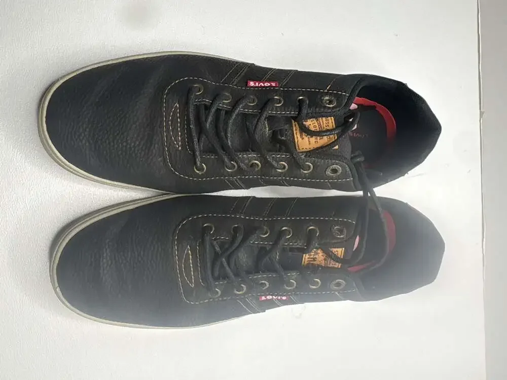 Levi's Jason-WX Low Top Casual Sneakers in Black/Tan